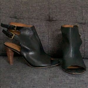 Nine West Miraculous peeptoe bootie